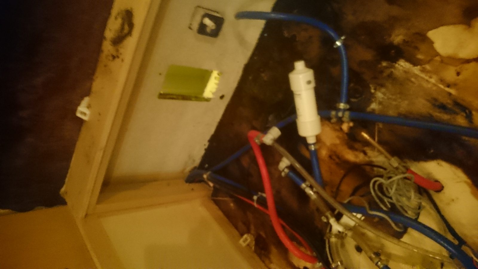 Bailey Uncovering Damp Under Fixed Bed and Wall All Makes Caravan